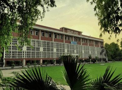 भारत के टॉप साइंस कॉलेज लिस्ट 2023 | भारत के टॉप 10 साइंस कॉलेज़